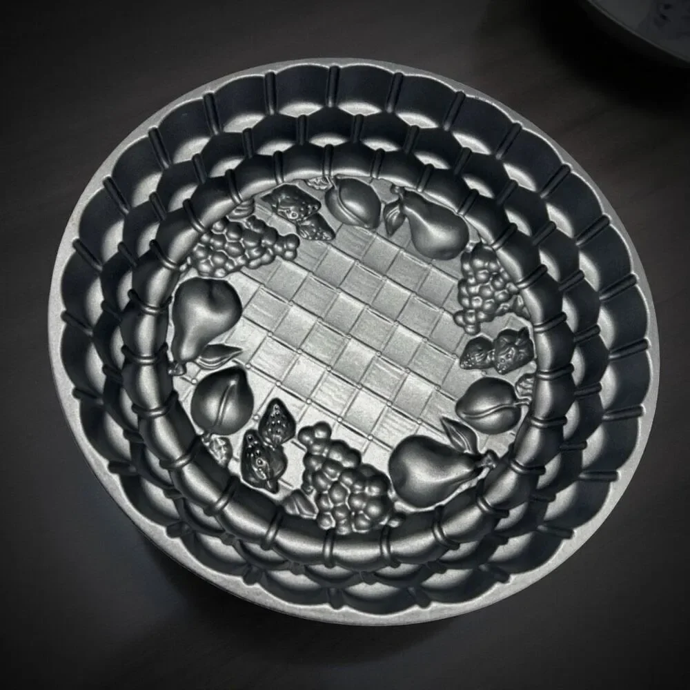 Nordic Ware Marianne Fall Harvest 10-Cup Fruit Cake Pan Basket Weave Cake Mold